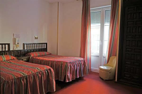 Hostal La Numantina Logrono Ngoại thất bức ảnh